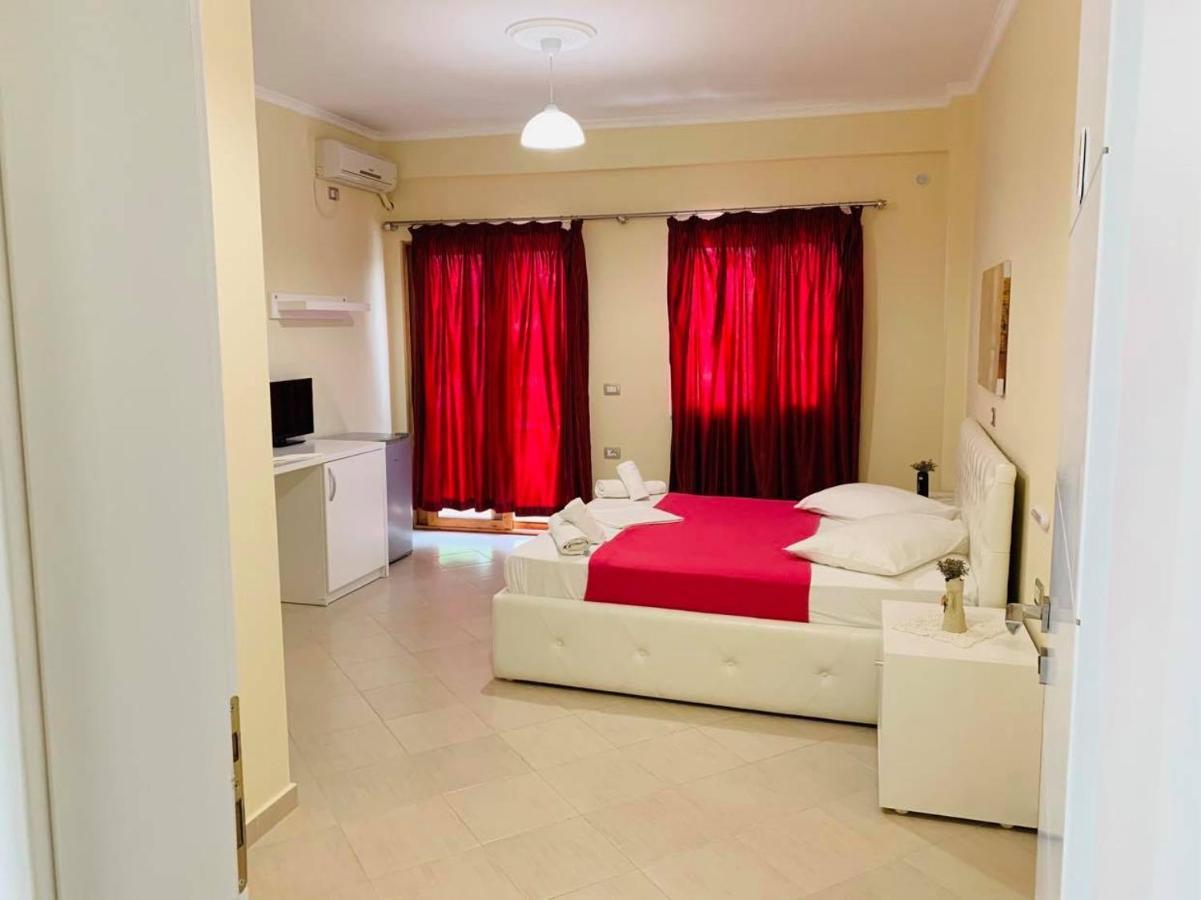 Nova Hotel Ksamil Buitenkant foto