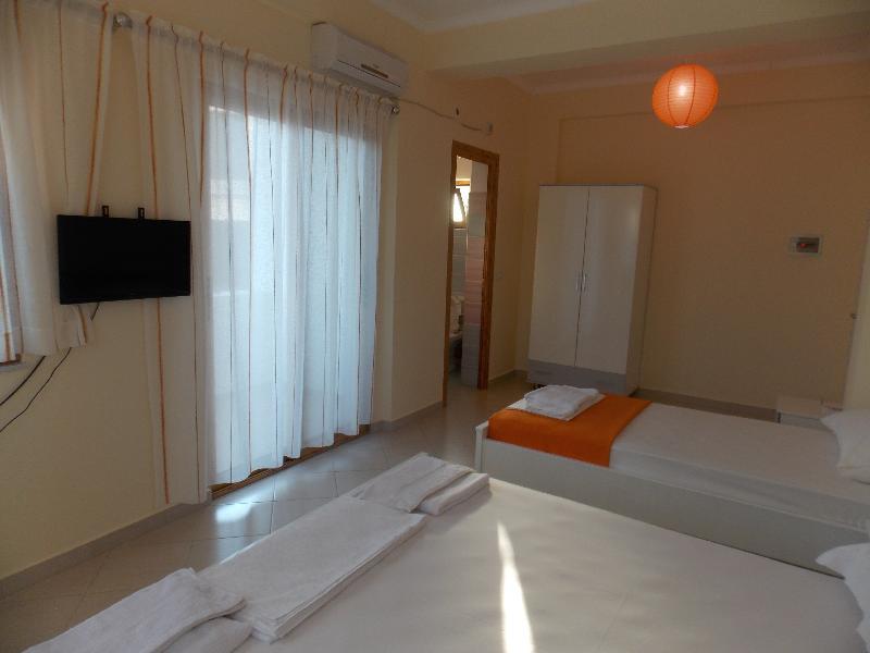 Nova Hotel Ksamil Buitenkant foto